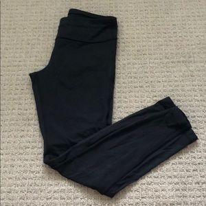 Lululemon leggings size 6